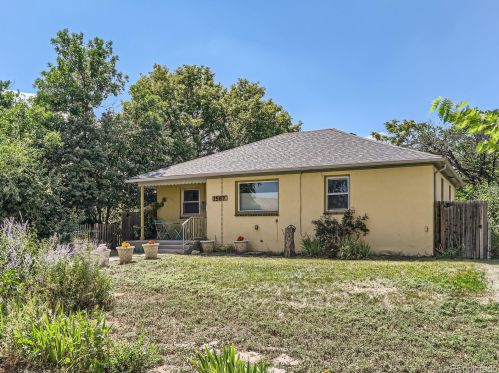 1567 Rosemary St, Denver, CO 80220-1955