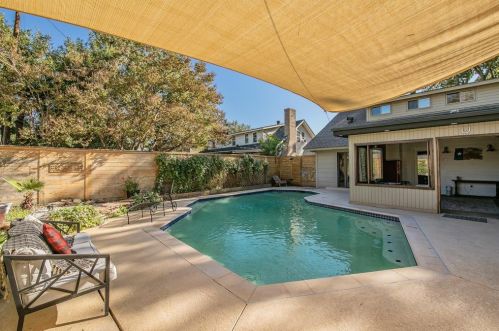 3519 Bangor Ct, Irving TX  75062-7412 exterior