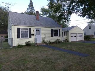 116 Ormsby Ave, Warwick, RI 02886-9624