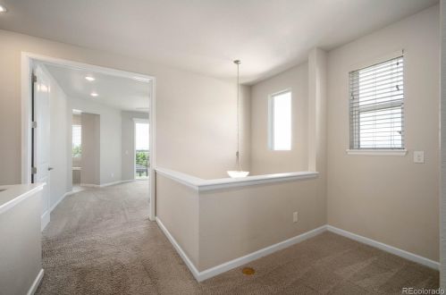 14665 Belleview Dr, Aurora CO 80015-4157 exterior