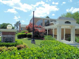 8028 Wheeling Ave, Tulsa OK  74136-5200 exterior
