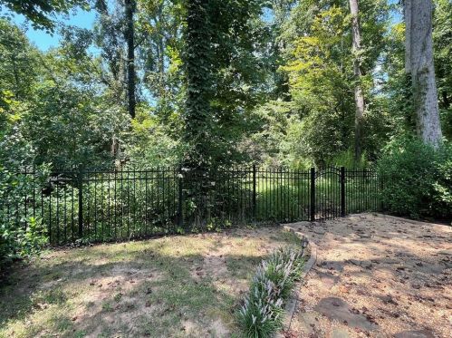1233 Blairwood Ct, Atlanta GA  30331-7490 exterior