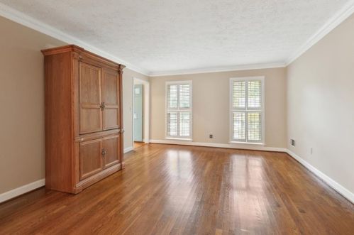 4133 Menlo Way, Atlanta, GA 30340-4709