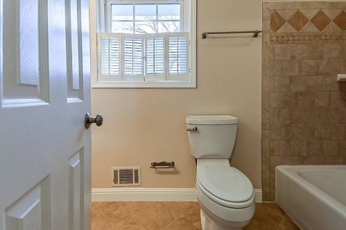 131 Crk Cir, Stockbridge GA  30281-3320 exterior