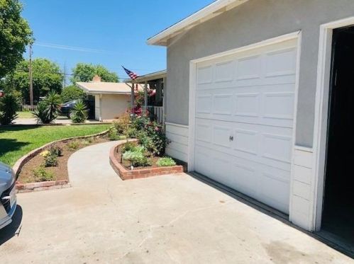 1334 Collier Ave, Modesto, CA 95350-5304