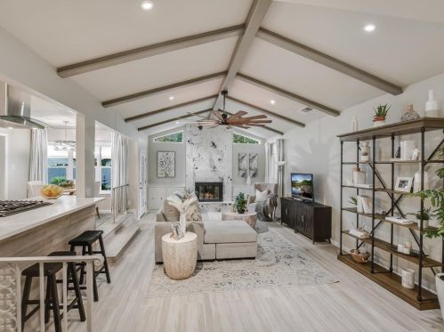 9015 Collinfield Dr, Austin TX  78758-6706 exterior