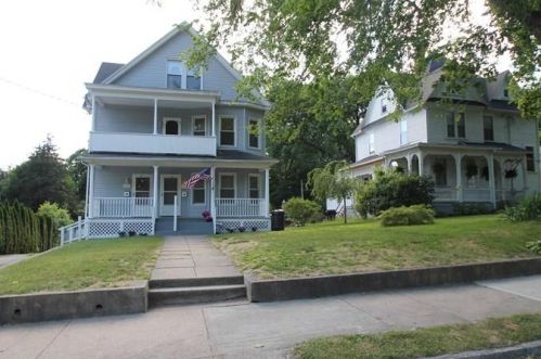 258 Hawthorne Ave, Derby CT  06418-1121 exterior