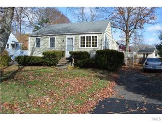 39 Cedar Crest Pl, Norwalk, CT 06854-1401