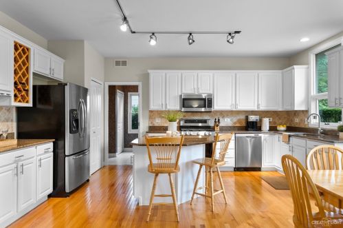 3615 Kerriell Ct, Naperville, IL 60564-8312