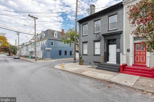 139 Queen St, York, PA 17403-1425