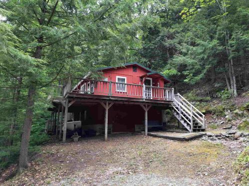 311 Waukeena Lake Rd, Danbury, NH 03230-4609