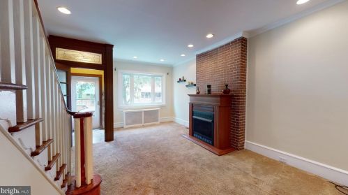 2421 12 St, Philadelphia PA 19107-5635 exterior