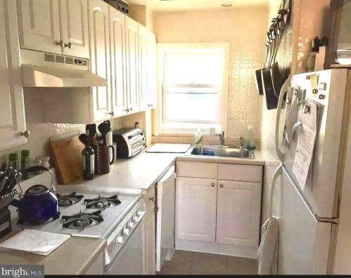 557 16 St, Philadelphia PA  19132-2310 exterior