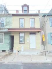 106 Guilford St, Lebanon, PA 17046-3852