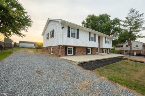12008 Sheraton Hills Dr, Fredericksburg, VA 22407-6728