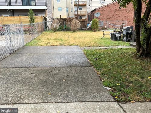 2103 Federal St, Philadelphia, PA 19146-2830