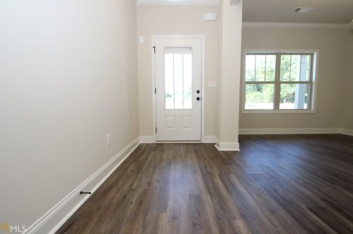 809 Colvin Dr, Locust Grove, GA 30248-3153