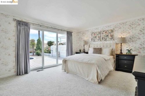 23 Kirkwood Ct, Concord CA  94521-1427 exterior