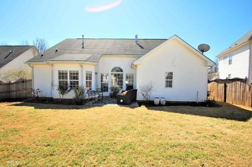 34 Claiborne Trl, Newnan, GA 30263-6746