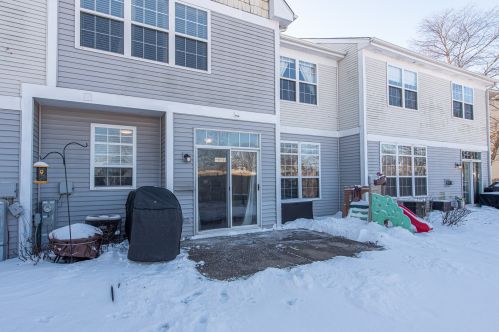 1428 White Pne Ln, Lemont IL  60490-3182 exterior