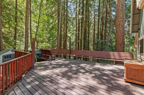 23389 Glenwood Dr, Los Gatos, CA 95033-8541