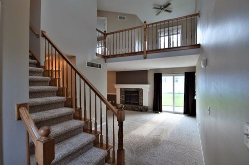 317 Vista Ct, Minooka, IL 60447-9176