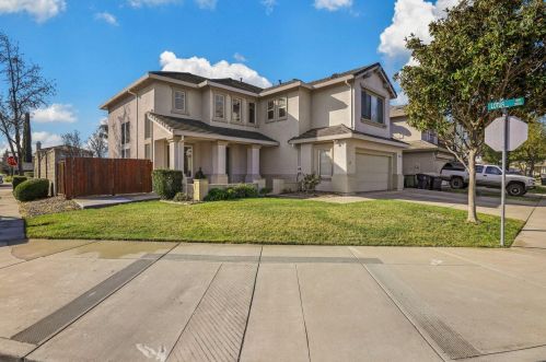 1926 Petunia Way, Tracy, CA 95376-6729