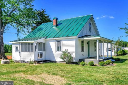 27515 Strawberry Hill Rd, Rhoadesville, VA 22542-8739
