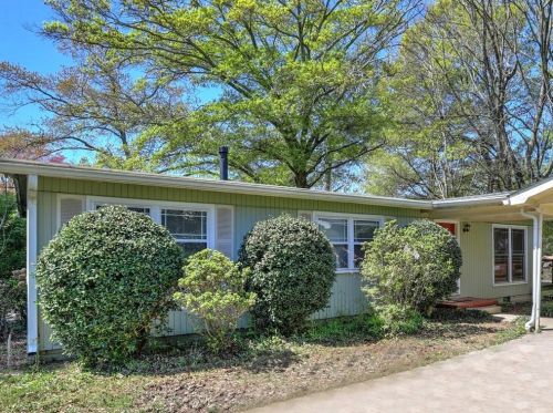 3132 Laventure Dr, Atlanta GA  30341-3824 exterior