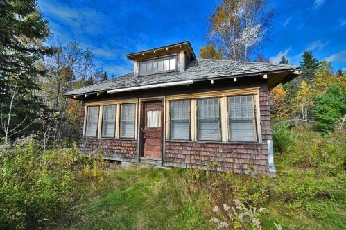 404 Calais Rd, Weston, ME 04424-3022