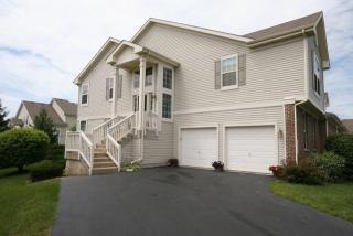 1943 Sun Drop Ct, Hanover Park, IL 60103-2300