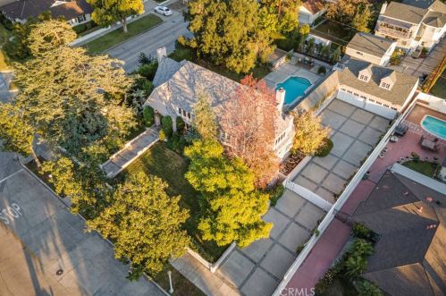 534 Amherst Dr, Burbank, CA 91504-4022