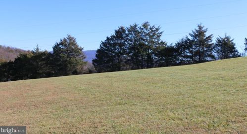 120 Dewey Dr, Maysville WV  26833 exterior