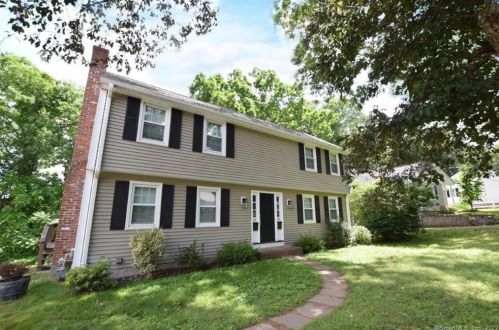 110 Clinton St, Glastonbury, CT 06033-2228