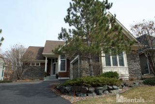 1460 Skyline Dr, Minneapolis MN  55422-4284 exterior