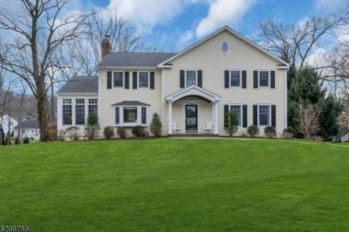 17 Peppermill Rd, Chatham Township, NJ 07928-1311