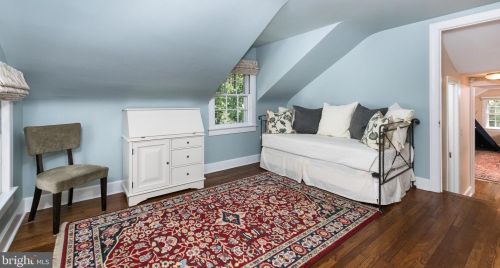 37 Ridgeview Rd, Princeton NJ  08540-7666 exterior