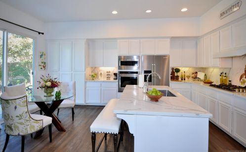 33770 Summit View Pl, Temecula CA  92592-5636 exterior