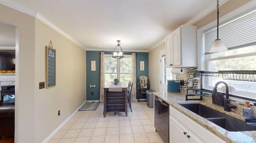 1037 Providence Pike, Killingly CT  06239-4003 exterior