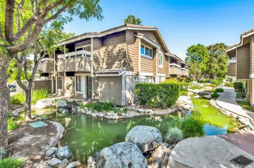 279 Streamwood, Irvine, CA 92620-1966