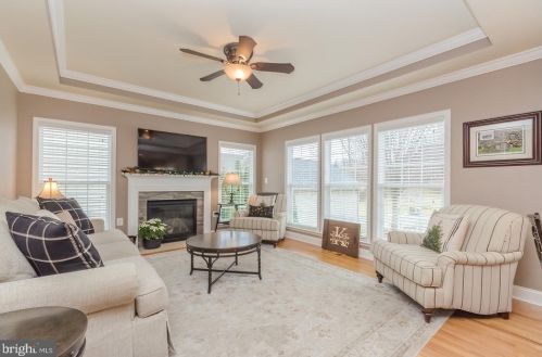 169 Colonial Dr, Charles Town WV 25414-4920 exterior