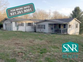 4528 Oak Ln, Baxter, TN 38544-5357