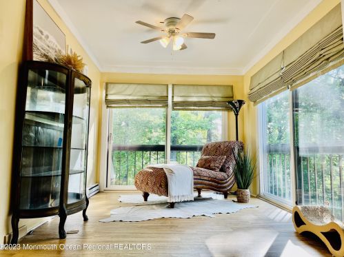 80 Manchester Ct, Tinton Falls, NJ 07701-5497