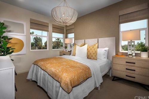 2955 Lincoln Ave, Anaheim CA  92801 exterior