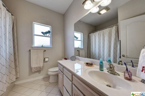 115 Parkridge Cir, Seguin TX 78155-7157 exterior