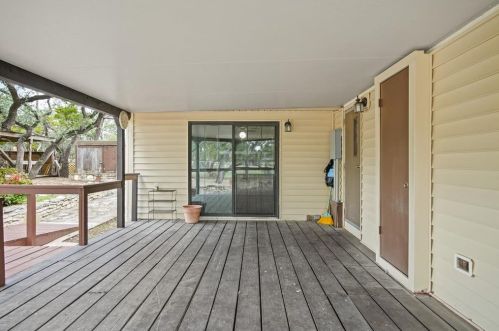 5116 Avispa Way, Austin TX  78738-7602 exterior