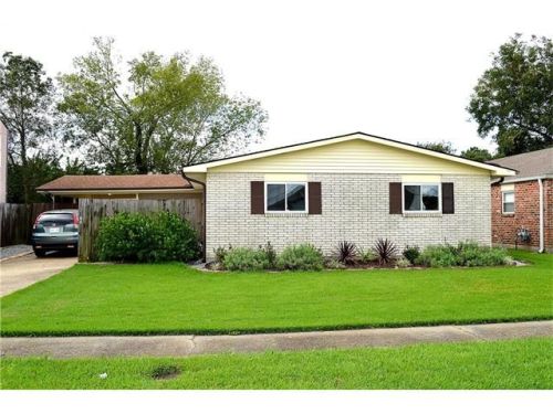2180 Emerson St, Gretna, LA 70056-2925