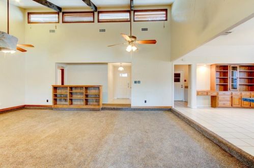 3911 Crescent Dr, Granbury TX  76049-5383 exterior