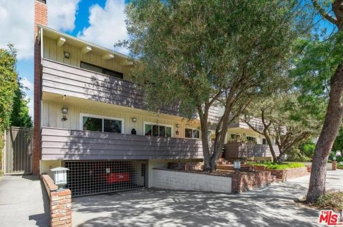 1315 Stanford St, Santa Monica CA  90404-2516 exterior