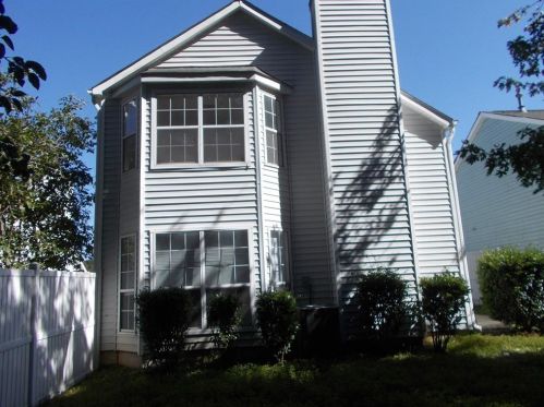 4050 Chattahoochee Trce, Duluth GA  30097-7606 exterior